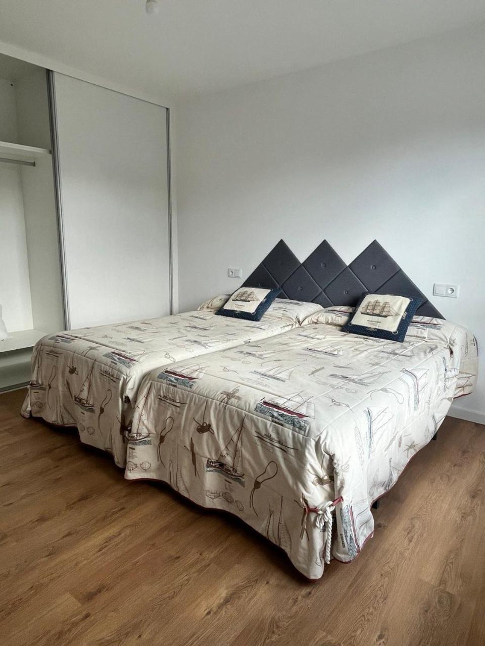 A De Carmina Apartment A Coruna Bagian luar foto